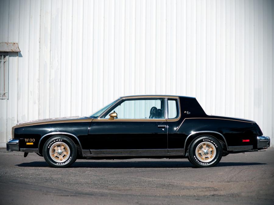  Oldsmobile Cutlass Calais W-30 by Hurst 1979 года  (фото 5 из 5)